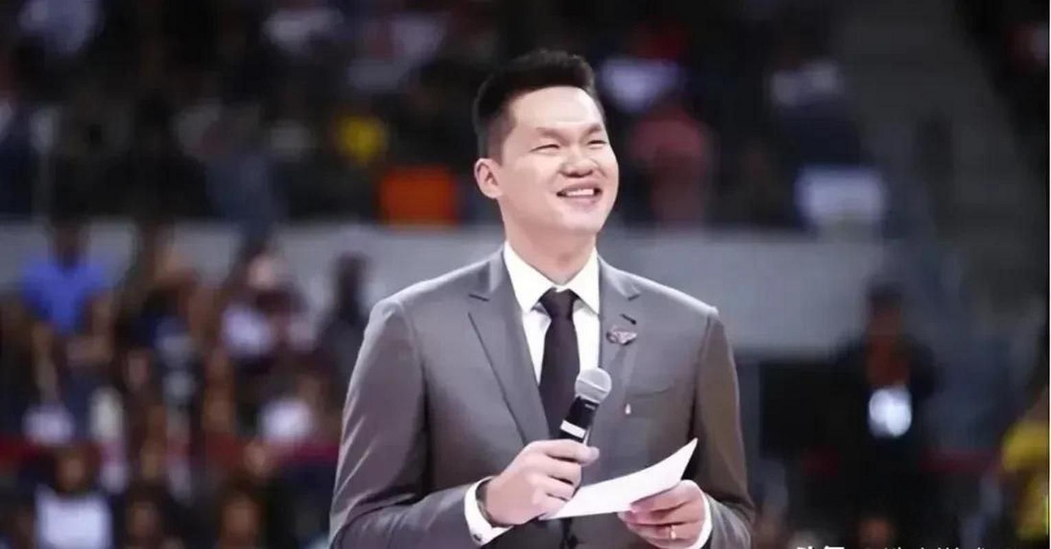 曼晚：加斯科因当年为钱拒曼联选热刺结果后悔终身，M费要注意了